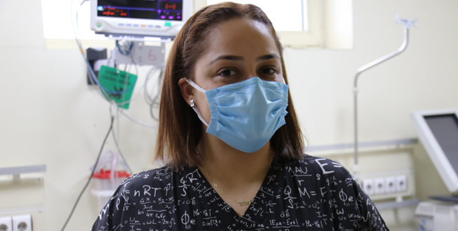 Mutant virüse yakalanan hemşire, yaşadıklarını anlattı