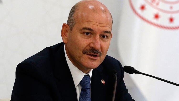 SÜLEYMAN SOYLU’NUN ANNESİ HAYATINI KAYBETTİ.