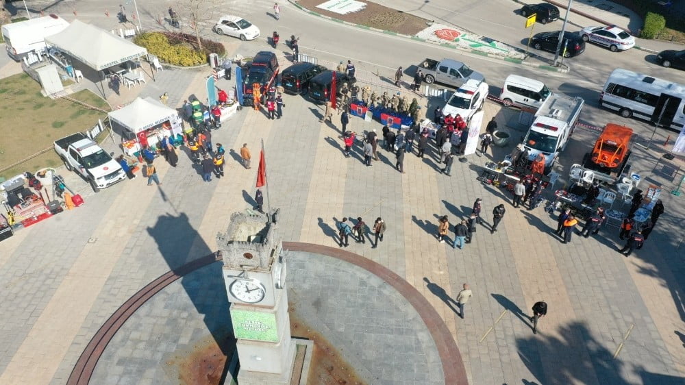 Bursada Depreme Karşı Bi̇li̇nçlendi̇rme Etki̇nli̇ği̇