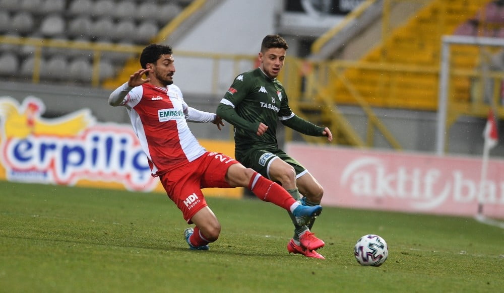 BURSASPOR  PLAY OFF’A UZAK