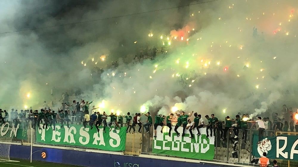 Bursaspor Taraftar Grubu Teksastan, Yeşi̇l-Beyazlı Yöneti̇me Sert Açıklama