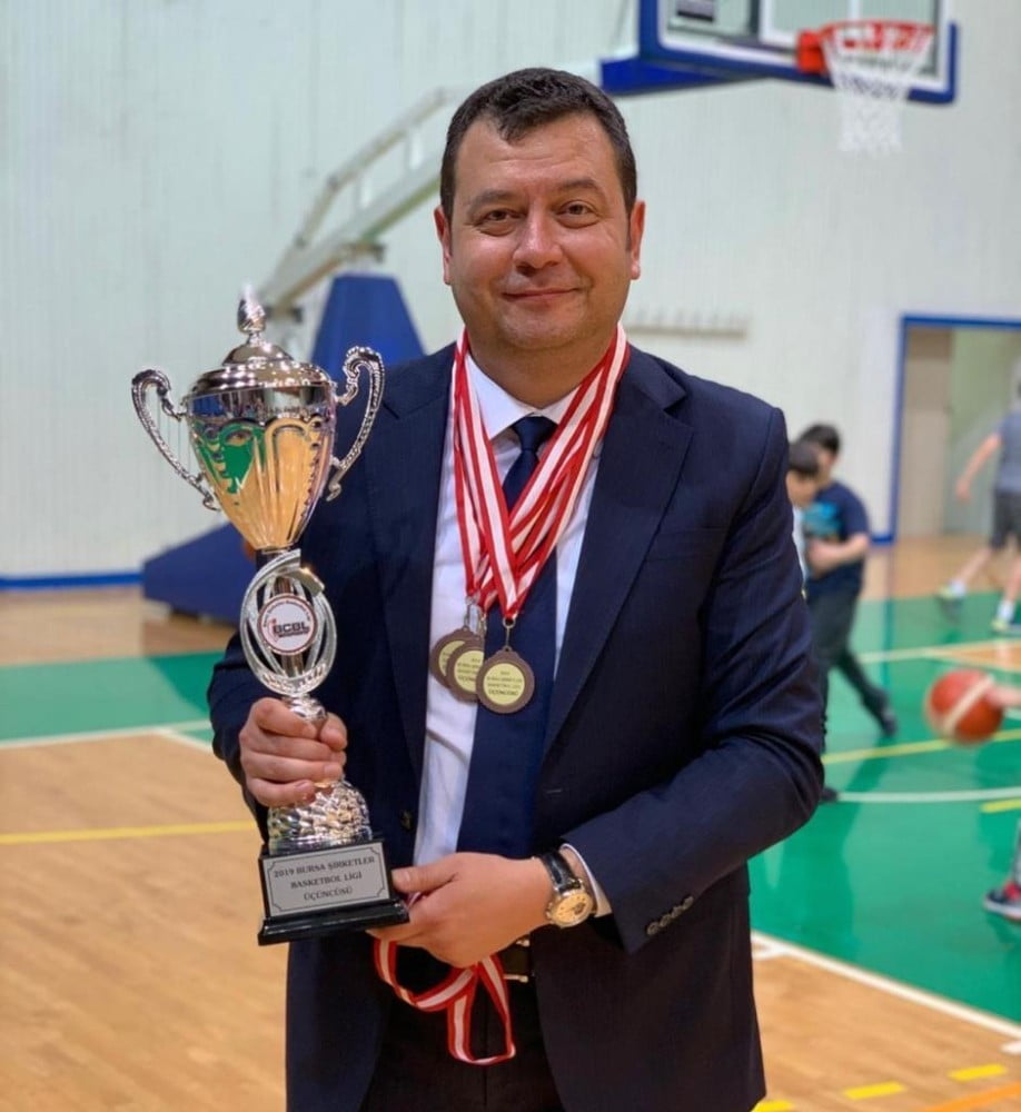 Bursaspor’da Özgen Karadayı İsti̇fası