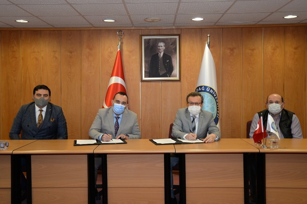 Hayırseverlerden Buüye Tam Teşekküllü Laboratuvar Bi̇nası