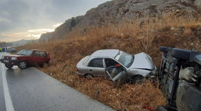 9 ARAÇLIK ZİNCİRLEME KAZA