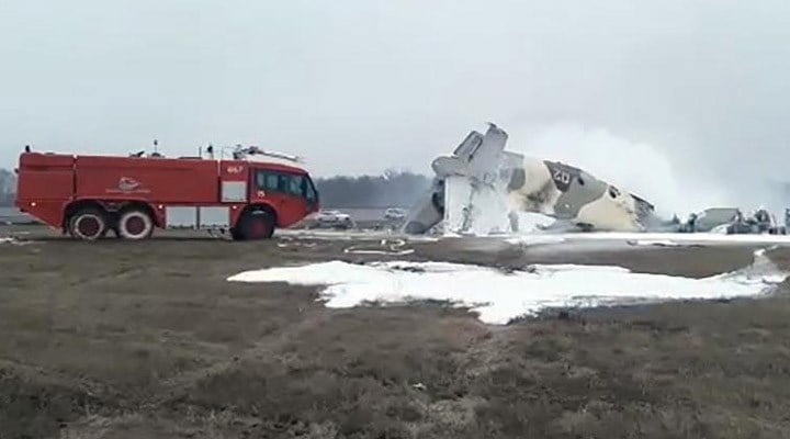 KAZAKİSTAN’DA ASKERİ UÇAK DÜŞTÜ: 4 ÖLÜ
