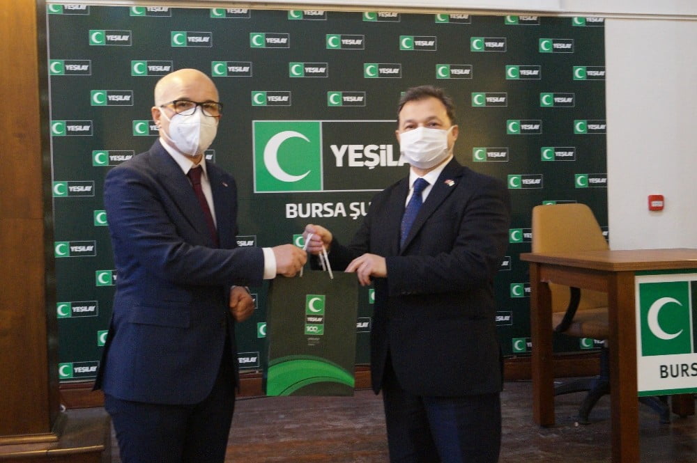 KIZILAY VE YEŞİLAY EL ELE