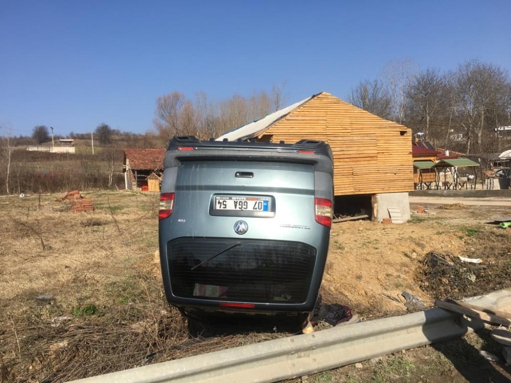 KAMYONET TAKLA ATTI KORKULAN OLMADI