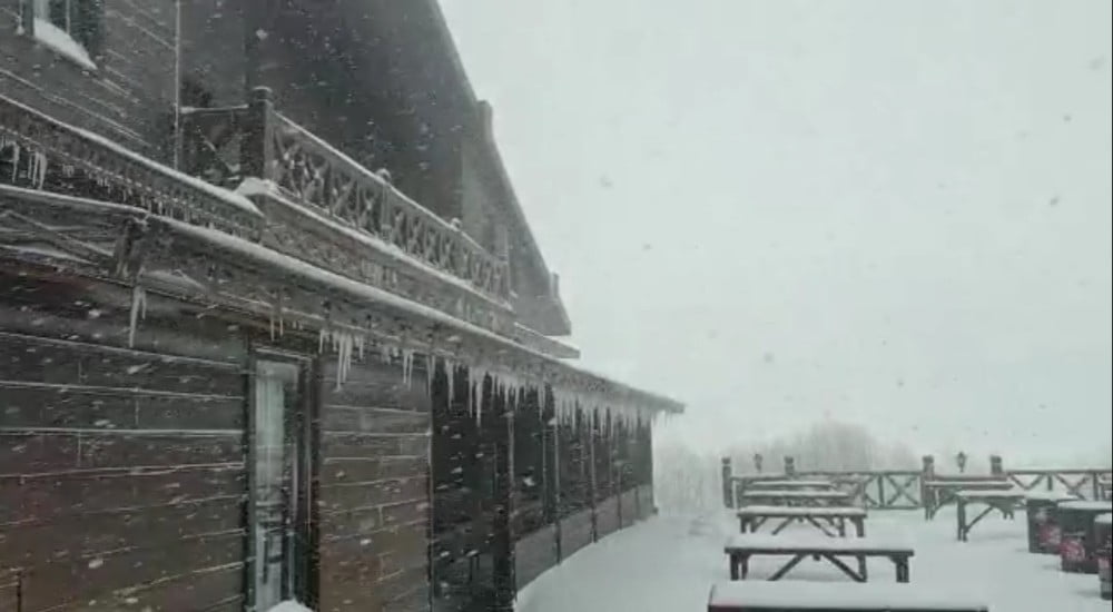 ULUDAĞ’DA KAR YAĞIŞI BAŞLADI