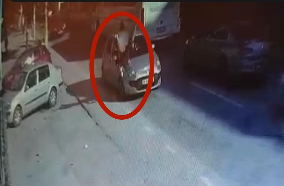 Yolun Karşısına Geçmeye Çalışan Kadın Canından Oluyordu