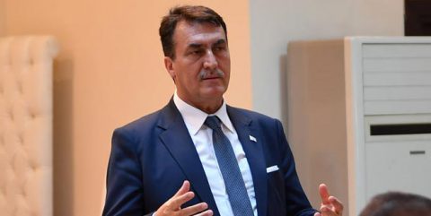 Başkan Dündar’dan Sosyal Medya Çıkışı