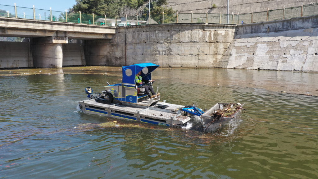 Barajda hummalı temizlik