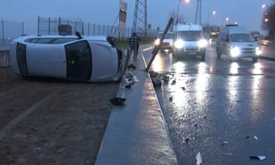 Takla attığı otomobilden burnu bile kanamadan çıktı