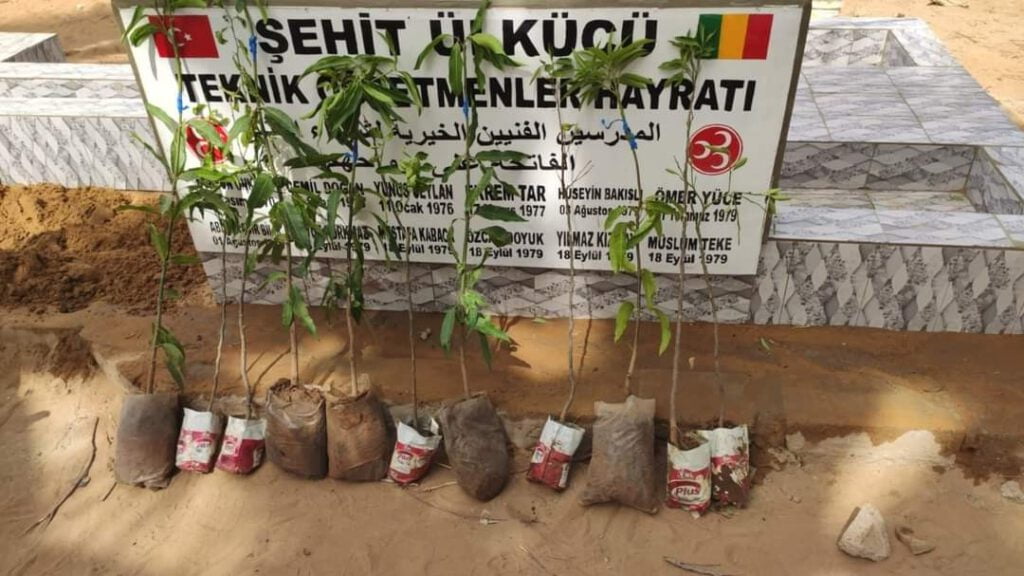Mali’de şehitler adına su kuyusu açıldı