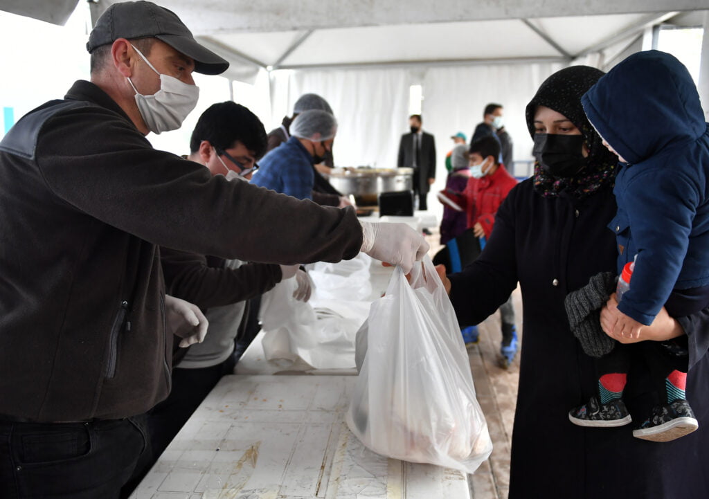 Osmangazi’de Sofralar Ayrı, Gönüller Bir