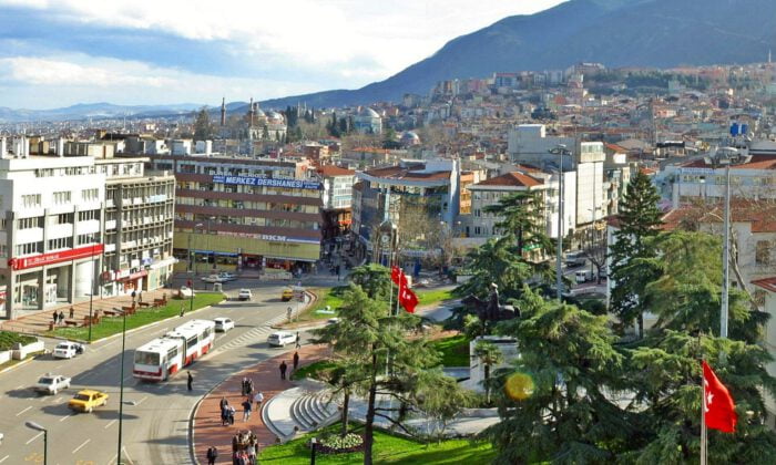 Mustafakemalpaşa Tatkavaklı’da 364 m2 arsa icradan satılık