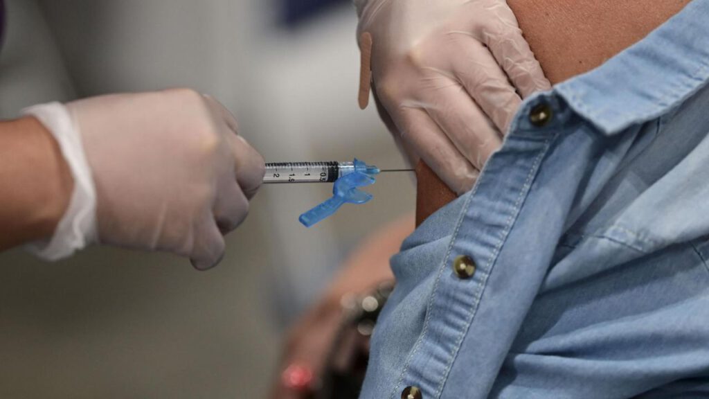 “Aşılama sürecini hızlandırmalıyız”