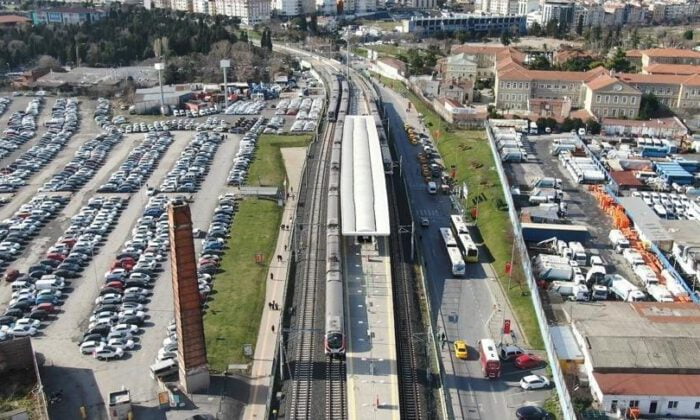 Halkalı’da dubleks daire satılık