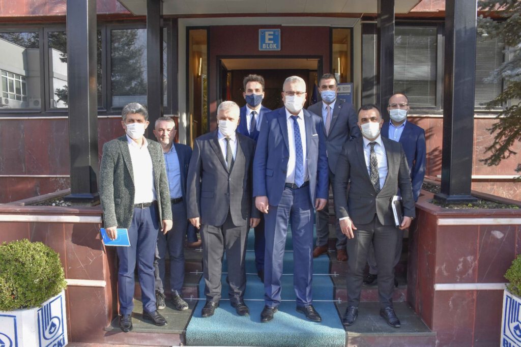 Karacabey’deki̇ altyapı hamleleri̇ değerlendi̇ri̇ldi̇