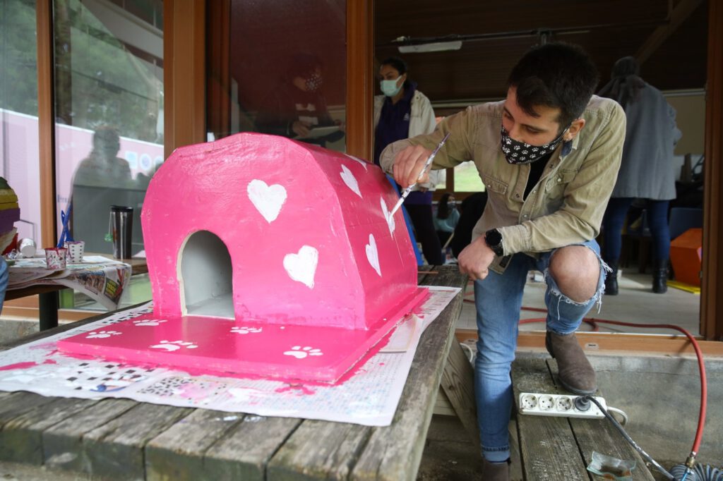 Ni̇lüfer’e rengarenk kedi̇ köyü