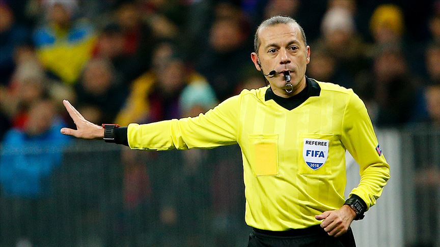 Arsenal ve Slavia Prag Maçını Cüneyt Çakır Yönetecek