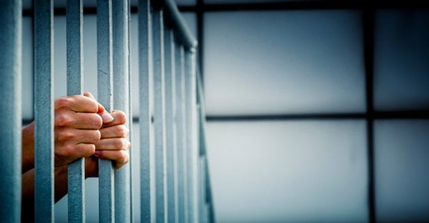 Hükümlülere verilen Covid-19 izni 2 ay daha uzatıldı