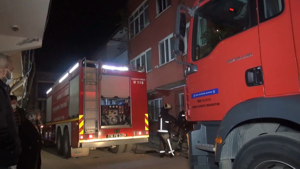 İftarda taşındığı evi sahur vakti alevlere teslim oldu!