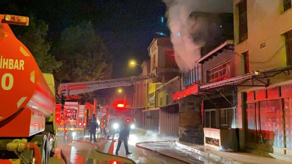 Sünger deposu bir ayda 2 kez yandı!