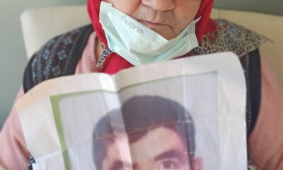 Kapı kapı dolaşıp engelli oğlunu arıyor
