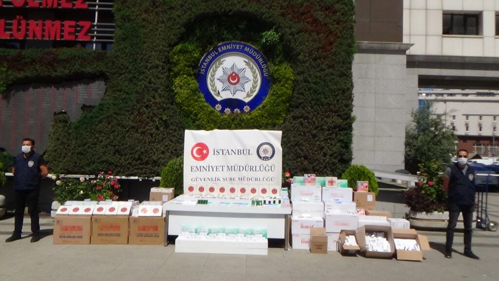 260 bin sahte hap ele geçirildi