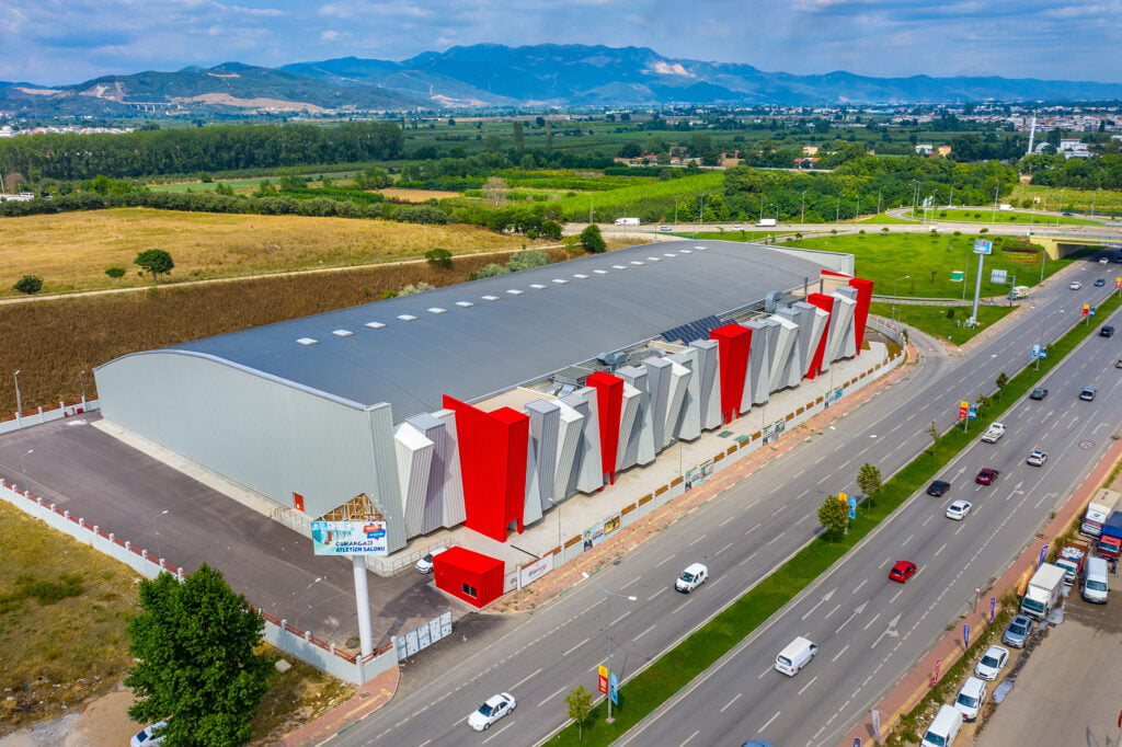 Osmangazi Atletizm Salonu Açılış İçin Gün Sayıyor