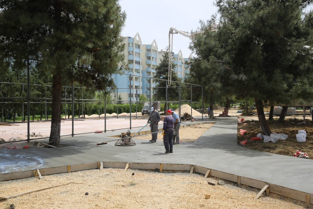 Nilüfer’in parklarında hummalı çalışma