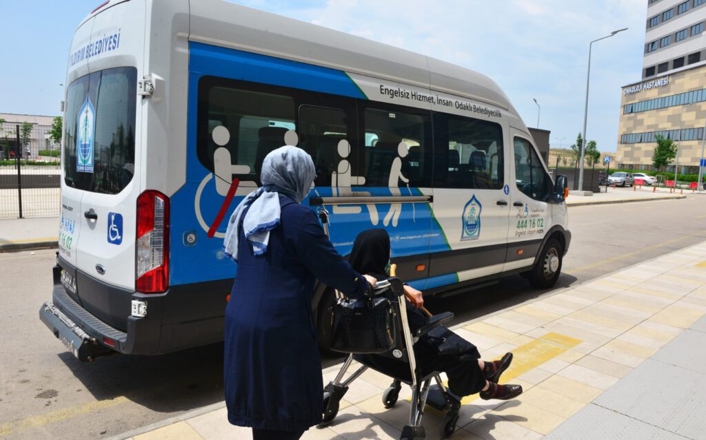 Engelli ve yaşlılara ulaşımda Yıldırım desteği