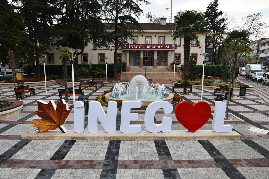 İnegöl Belediyesi 4 adet taşınmazı ihale usulü ile kiraya verecektir