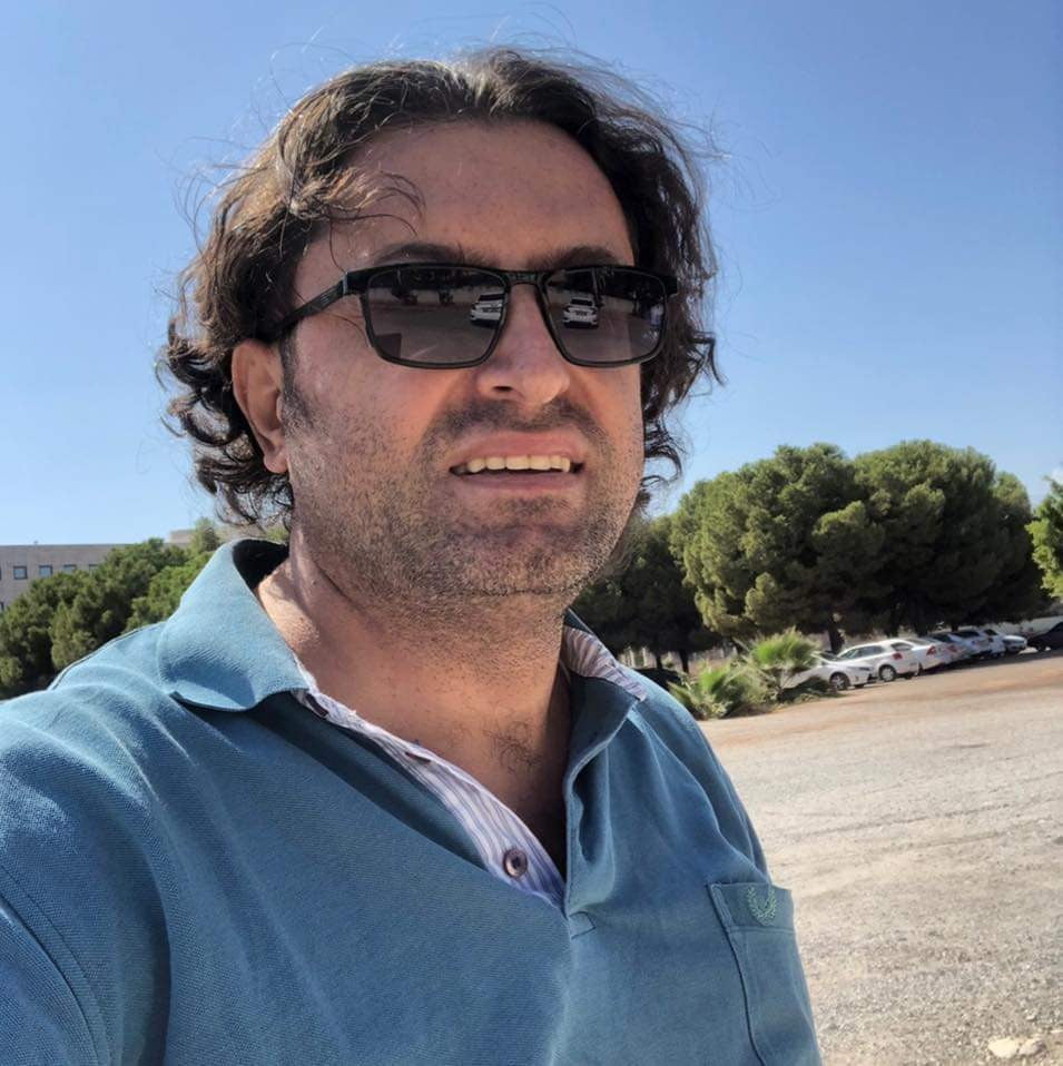 Üzerine tente düşen doktor kurtarılamadı