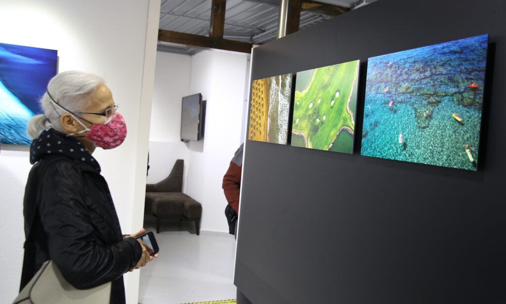 Kabaş’ın “Gökyüzünden Yeryüzü” sergisi Nilüfer’de