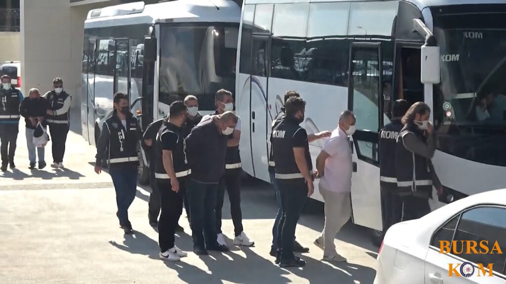 200 milyonluk vurgunun ele başı Gemlik’te yakalandı!