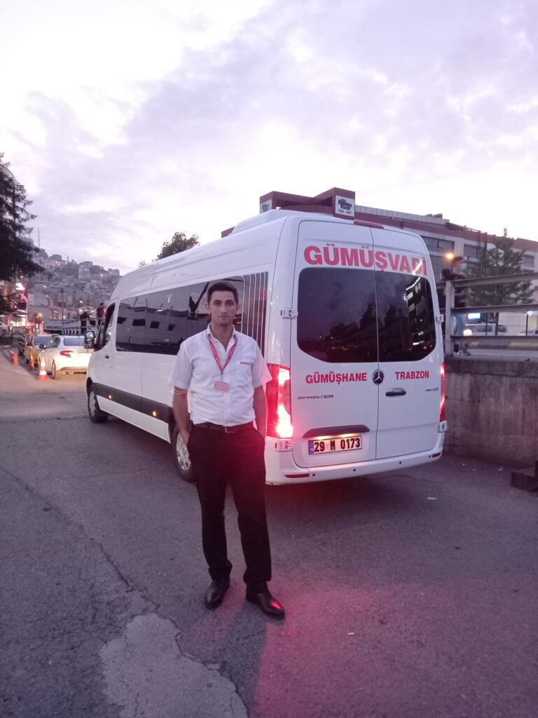 Genç adam, eli bıçaklı şahıstan kaçarken kalp krizi sonucu öldü