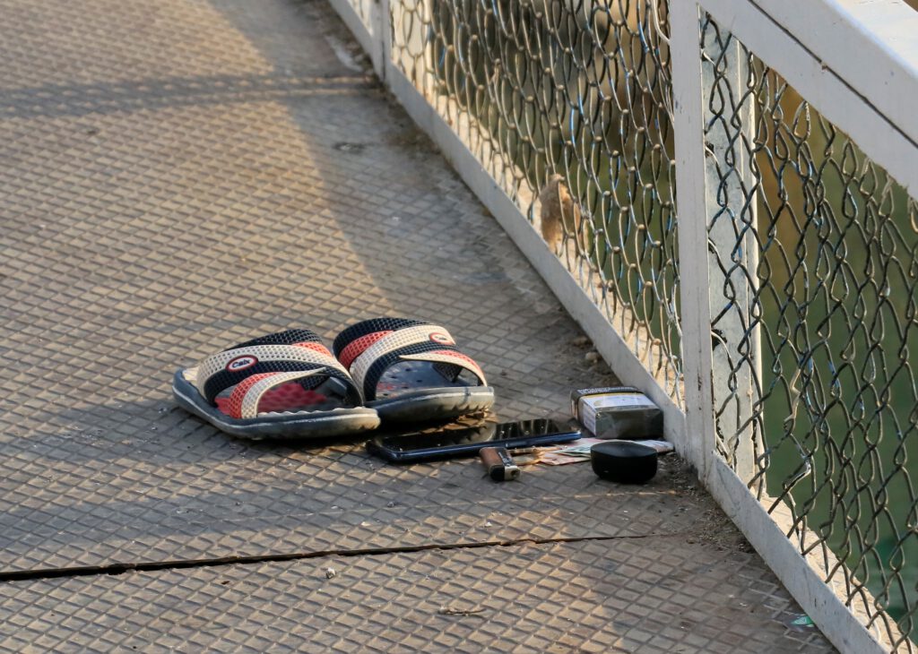 Not bıraktı; cep telefonumu ve kıyafetlerimi almayın intihar ettim