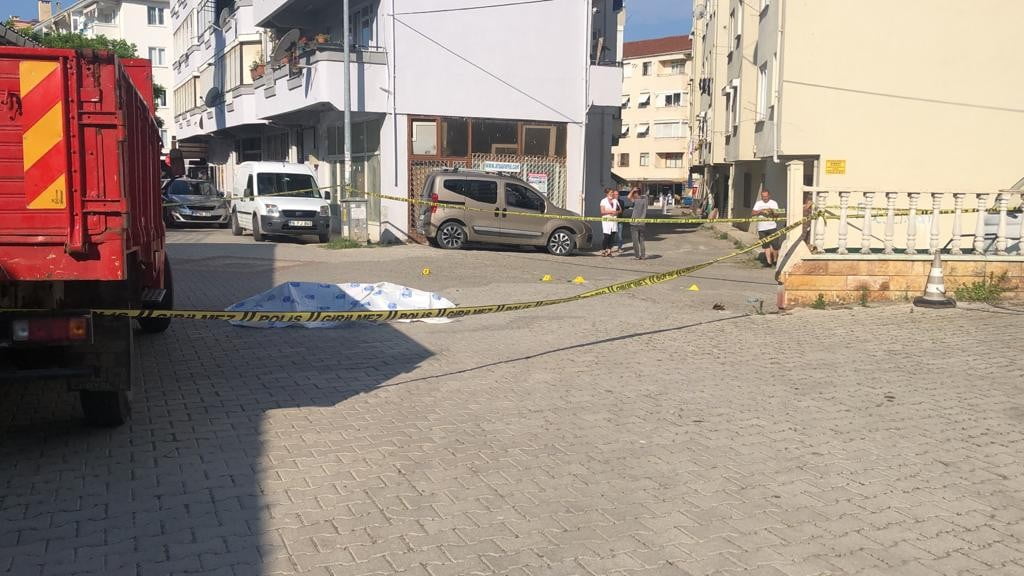Gemlik’teki cinayet anı kamerada