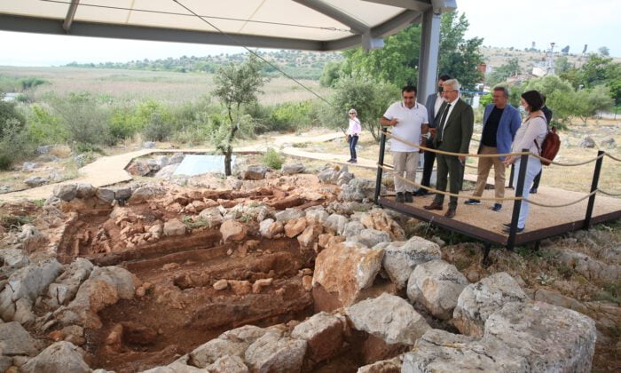 Nilüfer’den Gölyazı arkeolojik kazılarına tam destek