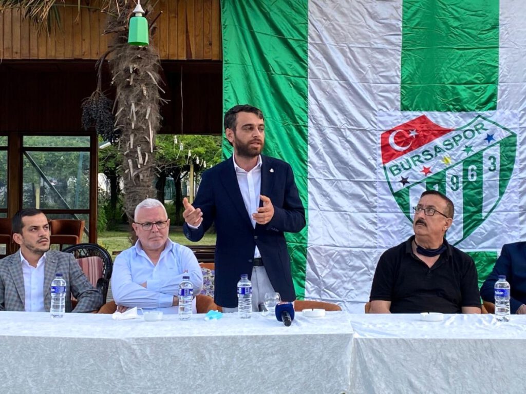 Emin Adanur’dan istifa sinyali