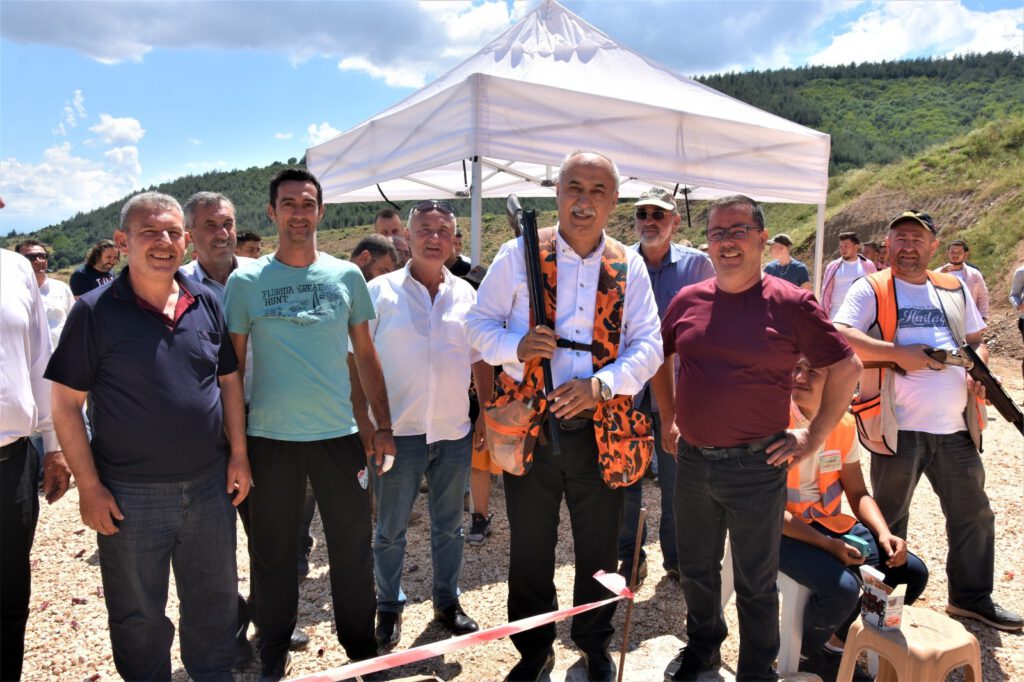 Yurdun dört bir yanından gelen avcılar Yenişehir’de buluştu