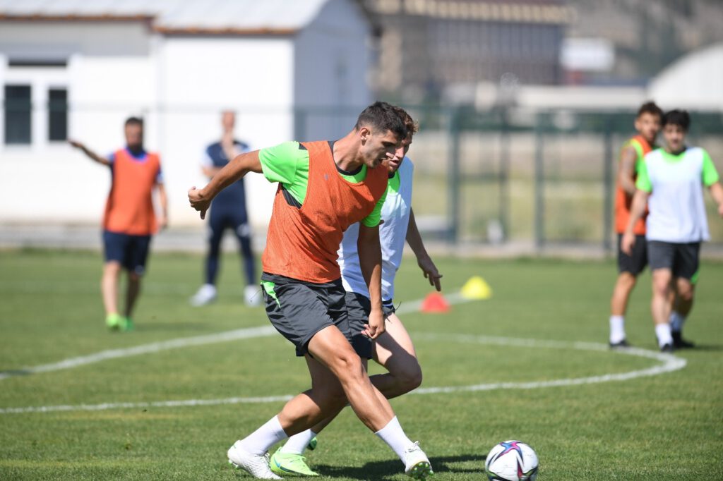 Batuhan antrenmana katılmadı