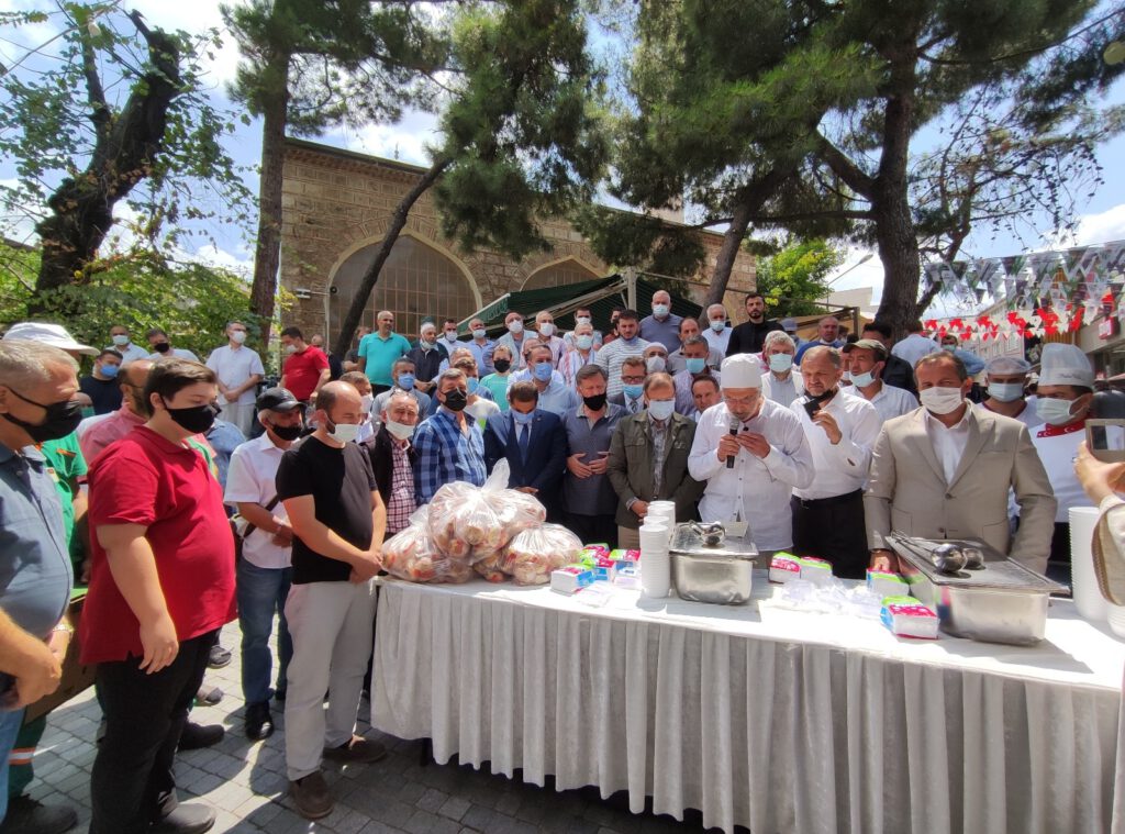 Bursa’da 5 asırdır yılda bir defa pişen çorba!