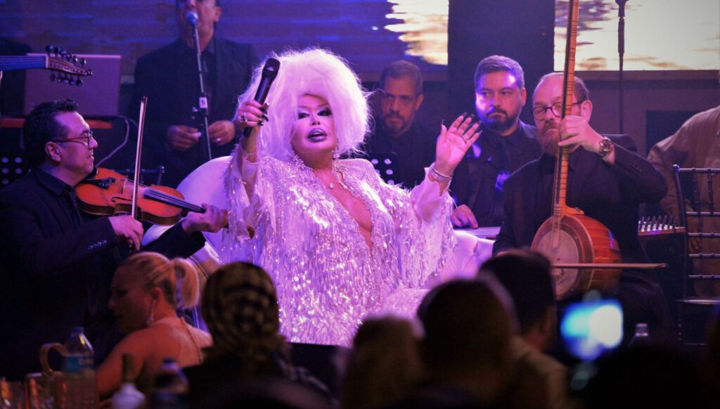 Bursa’da Bülent Ersoy rüzgarı