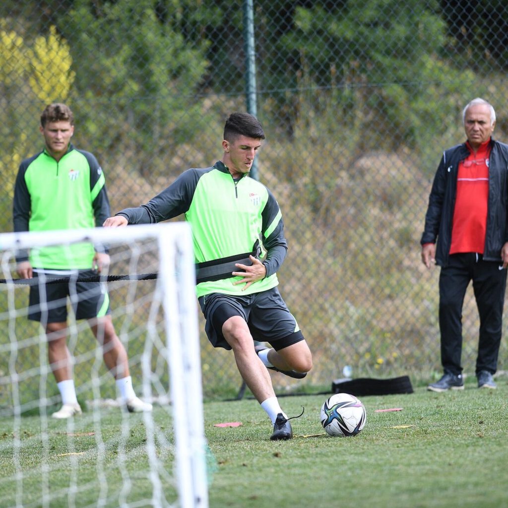 Bursaspor kuvvet çalışması yaptı