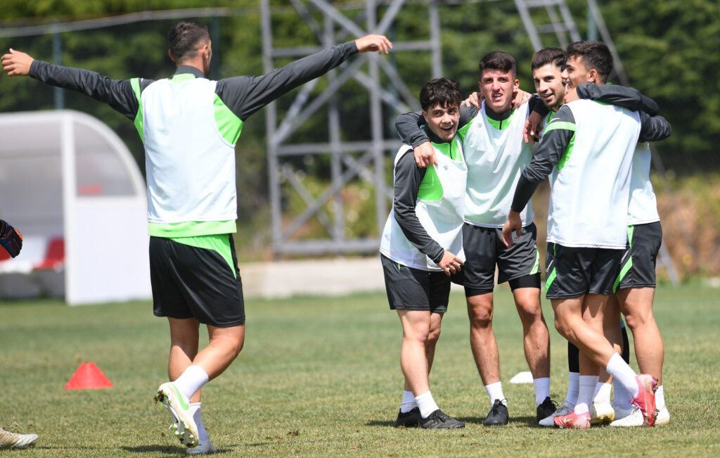 Bursaspor’da yüzler gülüyor