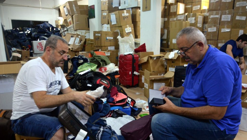 İstanbul Havalimanı’nda unutulan eşyalar satıldı