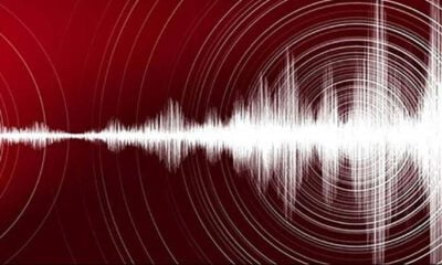İzmir Karaburun açıklarında deprem