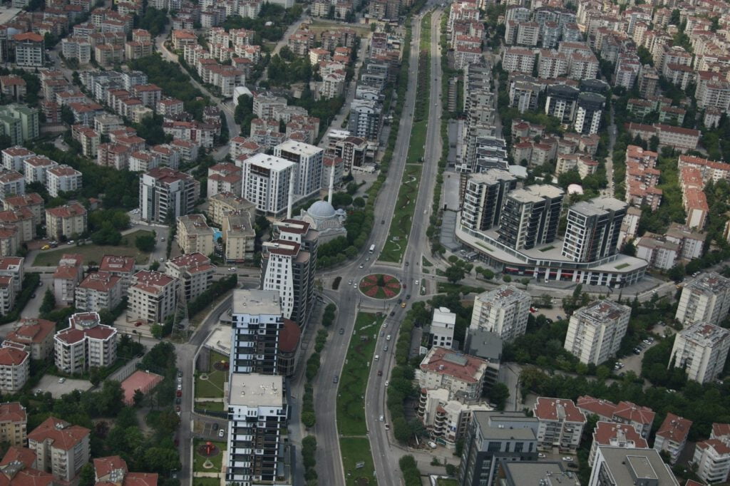 Marmara’nın trafi̇ği̇ne heli̇kopterli̇ deneti̇m